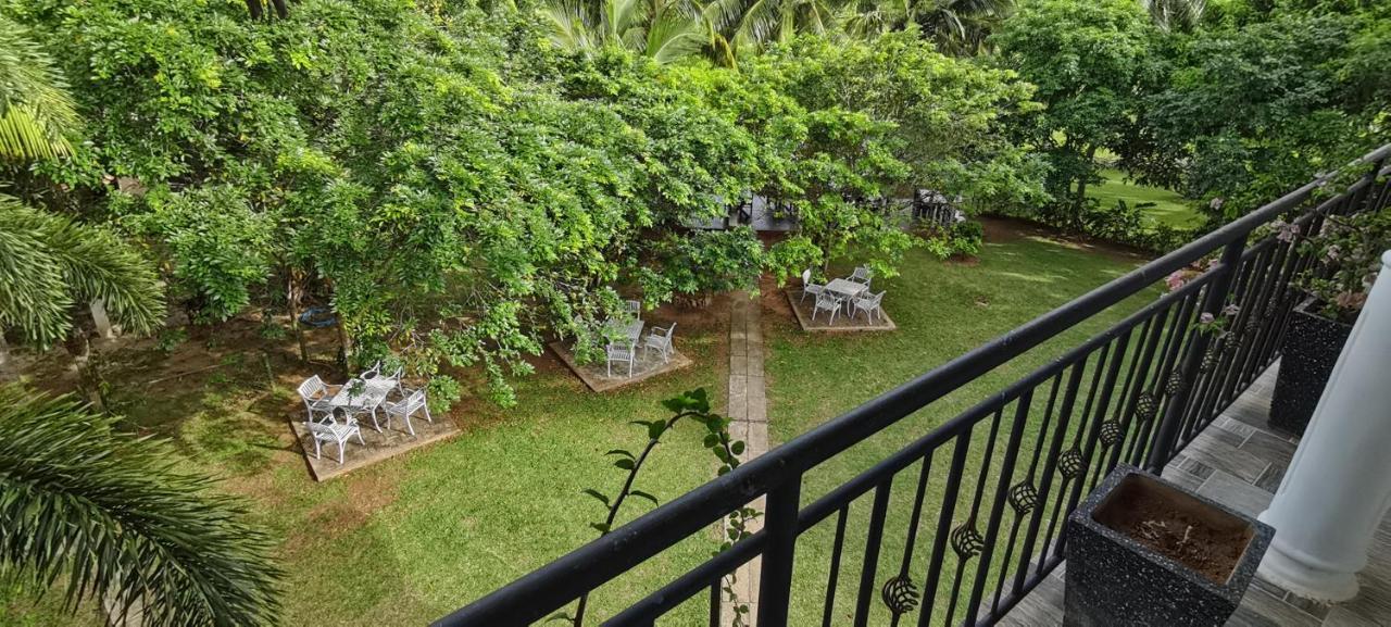 Rajarata Lodge Anuradhapura Ngoại thất bức ảnh