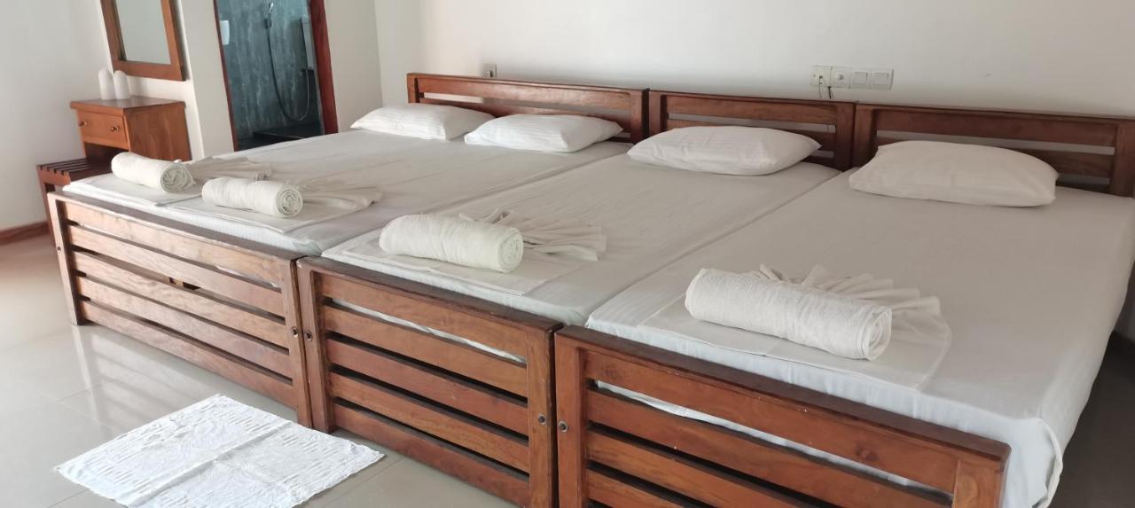 Rajarata Family Resort Anuradhapura Ngoại thất bức ảnh