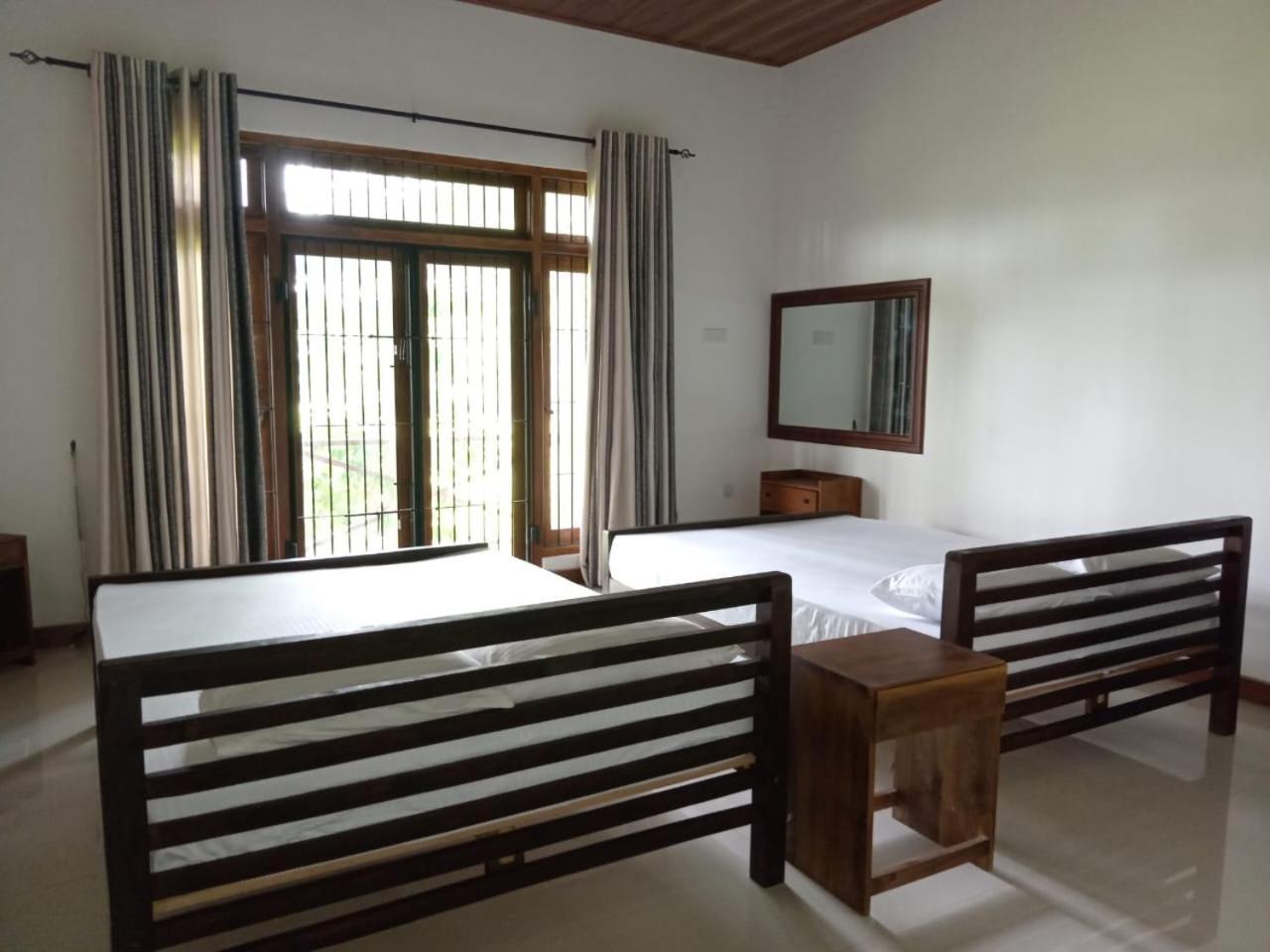 Rajarata Lodge Anuradhapura Ngoại thất bức ảnh