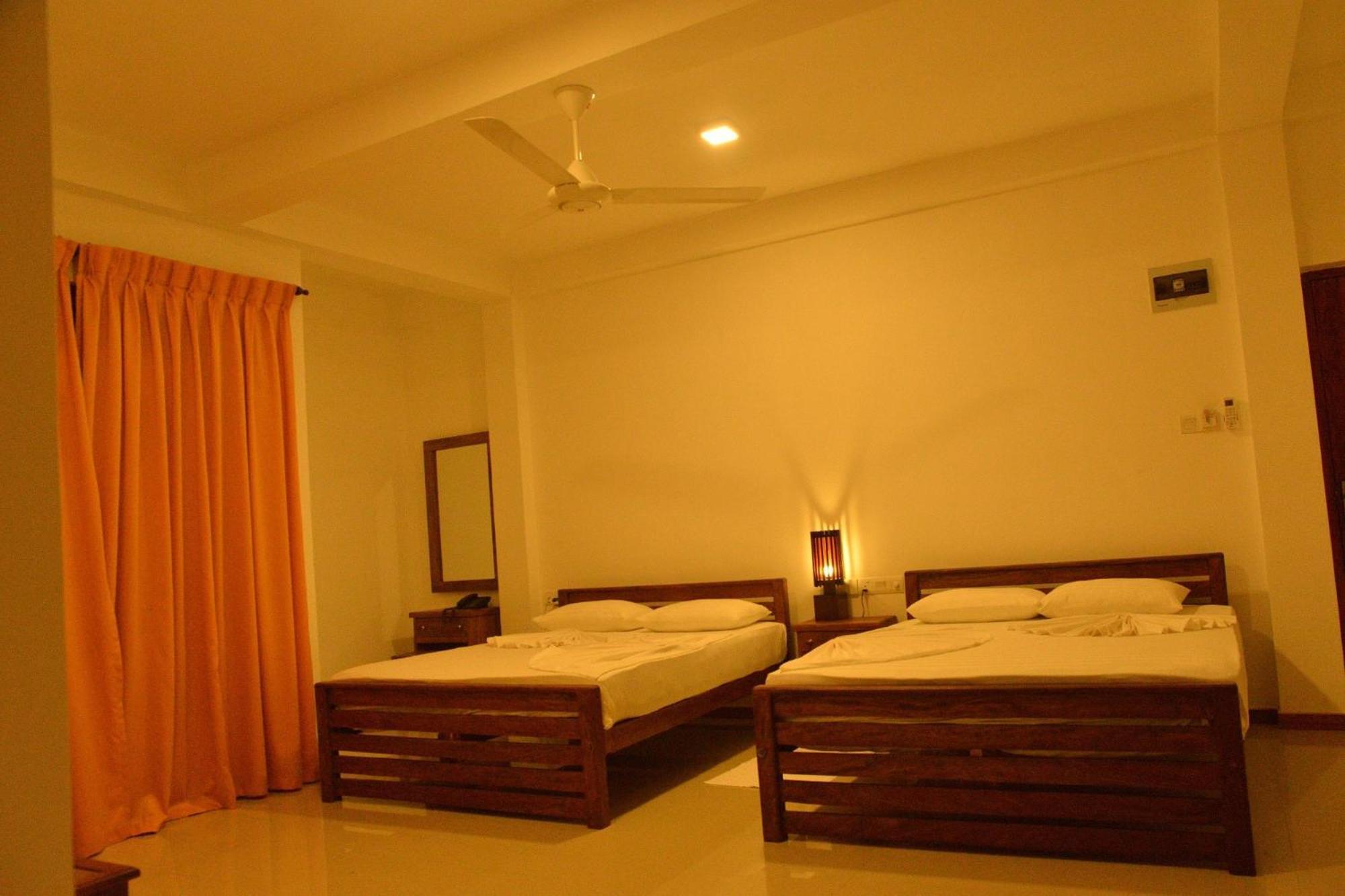 Rajarata Family Resort Anuradhapura Ngoại thất bức ảnh