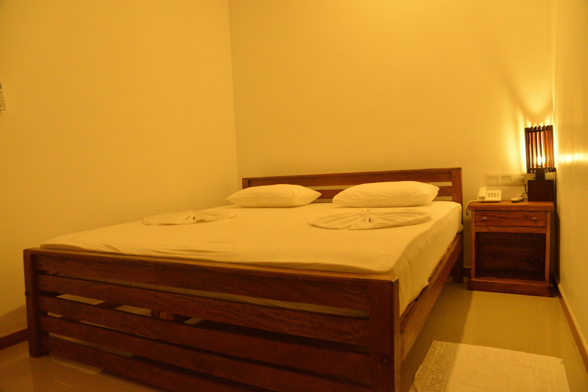 Rajarata Family Resort Anuradhapura Ngoại thất bức ảnh